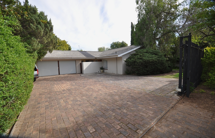 4 Bedroom Property for Sale in Brandwacht Western Cape